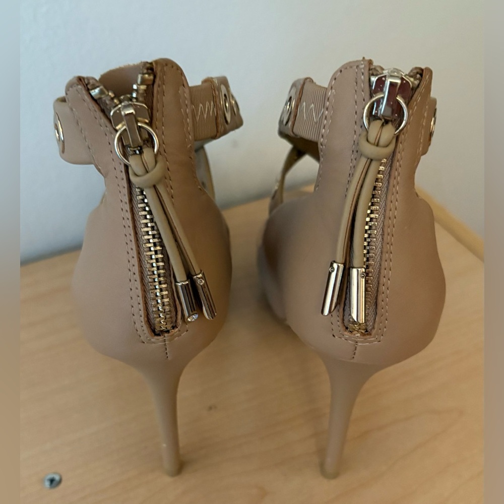 WHITE HOUSE BLACK MARKET ALYSE CAMEL HEELS SIZE 6M - Picture 6 of 8